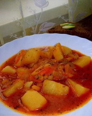 Суп-гуляш с курицей