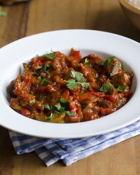 Экзотический гуляш из говядины