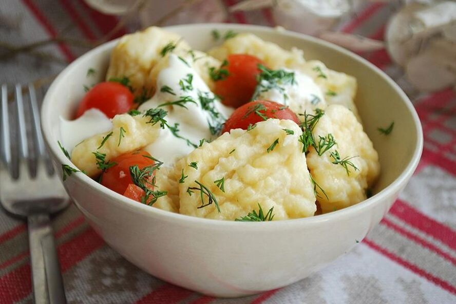Рецепт картофельные ньокки с помидорами черри и зеленью