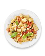 Картофельные ньокки с томатами