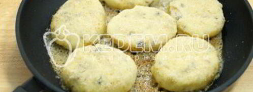 картофельные котлеты с грибами. Шаг 8