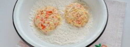 котлетки из крабовых палочек. Шаг 4