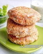 Котлетки с куриным филе и творогом