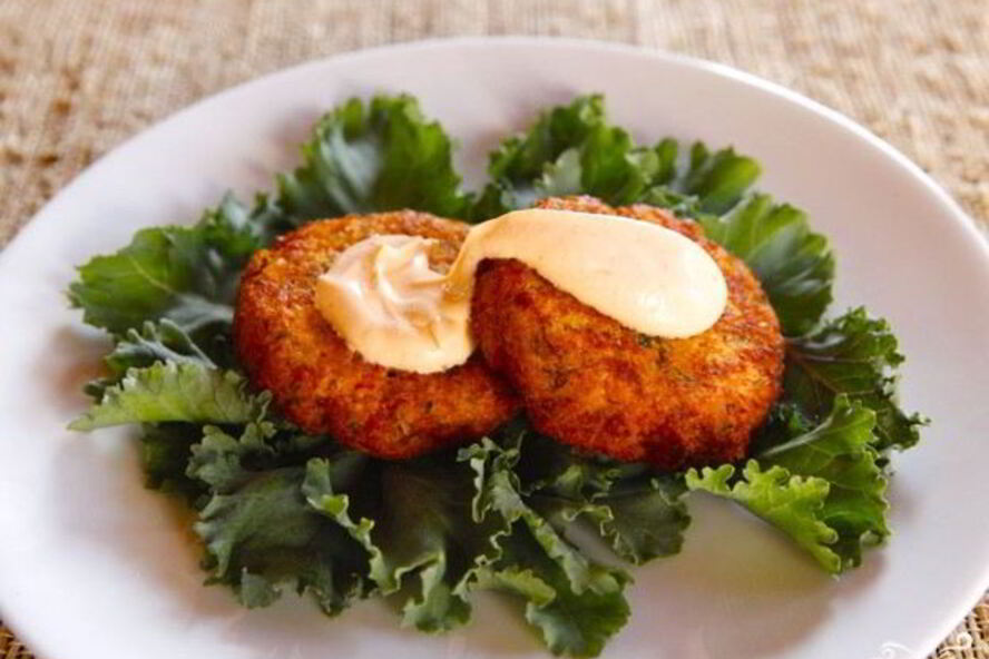 Рецепт котлеты из лосося с луком