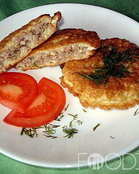 Котлеты из вафельных коржей