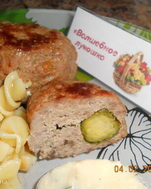 Котлеты с сырно-ореховым соусом