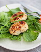 Запеченые куриные котлеты с яблоком