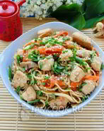 Лапша удон с курицей