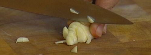 макароны с семгой, шпинатом, каперсами и базиликом. Шаг 5