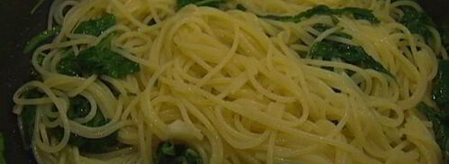 макароны с семгой, шпинатом, каперсами и базиликом. Шаг 8