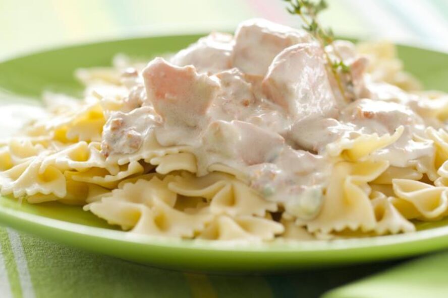 Рецепт паста с лососево-сырным соусом