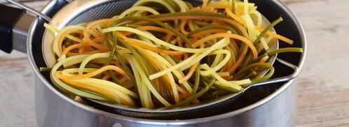 спагетти с кальмарами в сливочном соусе. Шаг 13