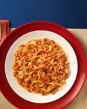 Спагетти с печенью трески