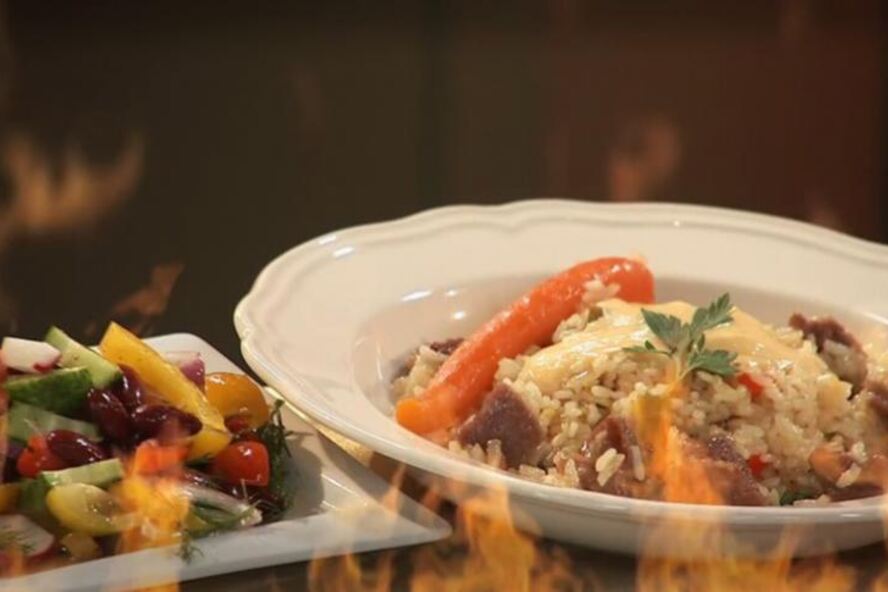 Рецепт говядина, томленная в ананасовом соке с рисом