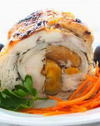 Индейка с персиками в духовке