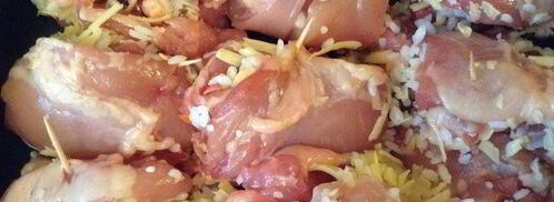 куриные бедрышки, фаршированные рисом, сыром и изюмом. Шаг 5