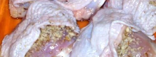 курица, фаршированная грецкими орехами. Шаг 2