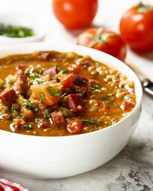 Обжаренная свинина с чечевицей в мультиварке