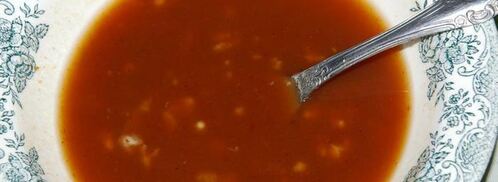 пражанина — мясо с овощами, черносливом и грибами в горшочках. Шаг 10