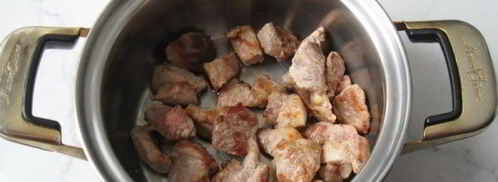 свинина с яблоками в сливках. Шаг 7