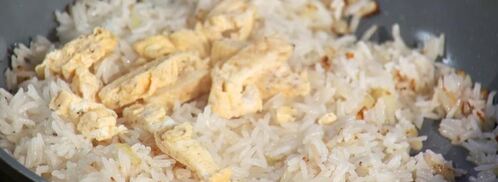 свиные ребрышки с жареным рисом и апельсиново-горчичным соусом. Шаг 5