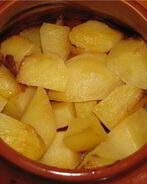 Картофель запеченный в горшочке