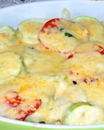 Овощи, запеченные под соусом