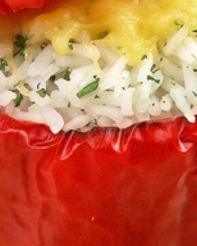 Перцы, запеченные с рисом