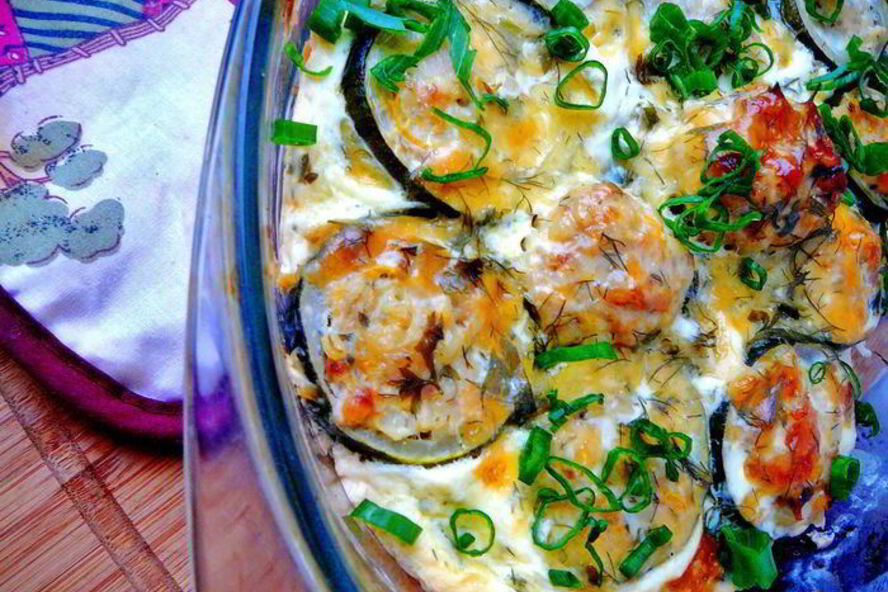 Рецепт цукини фаршированные в сметанно-сырном соусе