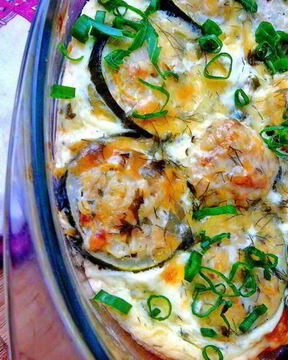 Цукини фаршированные в сметанно-сырном соусе