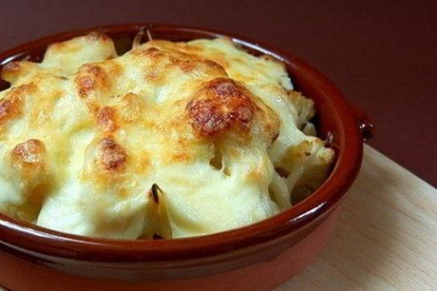 Рецепт цветная капуста под сыром в соусе бешамель