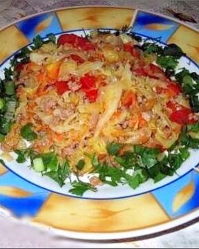 Тушеная капуста с фаршем
