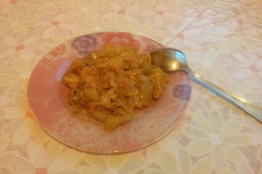 Рецепт тушеная капуста с кабачком