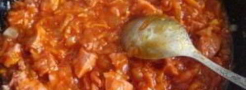 тушеная капуста с сардельками. Шаг 5