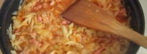 тушеная капуста с сардельками. Шаг 7