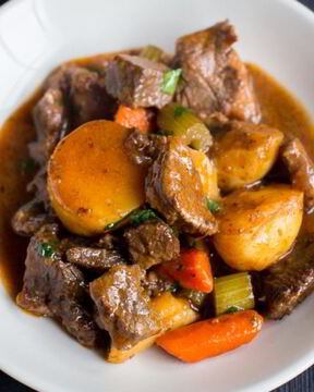 Тушенная картошка с мясом в скороварке