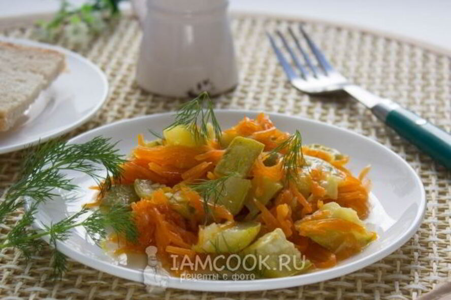 Рецепт тушеные кабачки с морковью в мультиварке