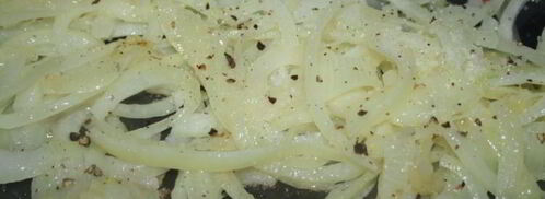 индюшиная печень в сметанно-луковом соусе. Шаг 5