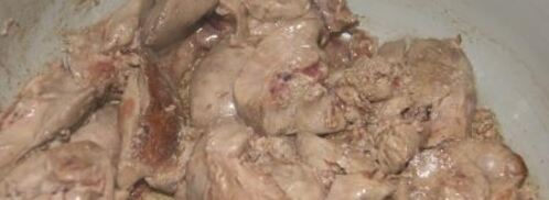 куриная печень в медовом соусе со шпинатом. Шаг 2