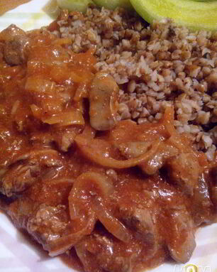 Куриная печень в томатном соусе