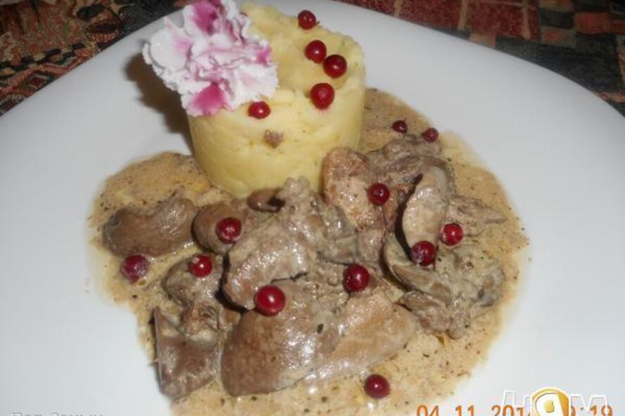 Рецепт печень кролика в сливочном соусе