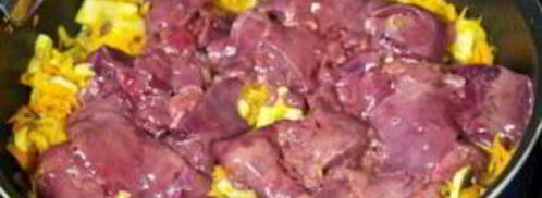 печень куриная жареная с подливкой. Шаг 4