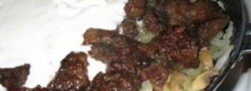 печень с грибами в сметане. Шаг 4