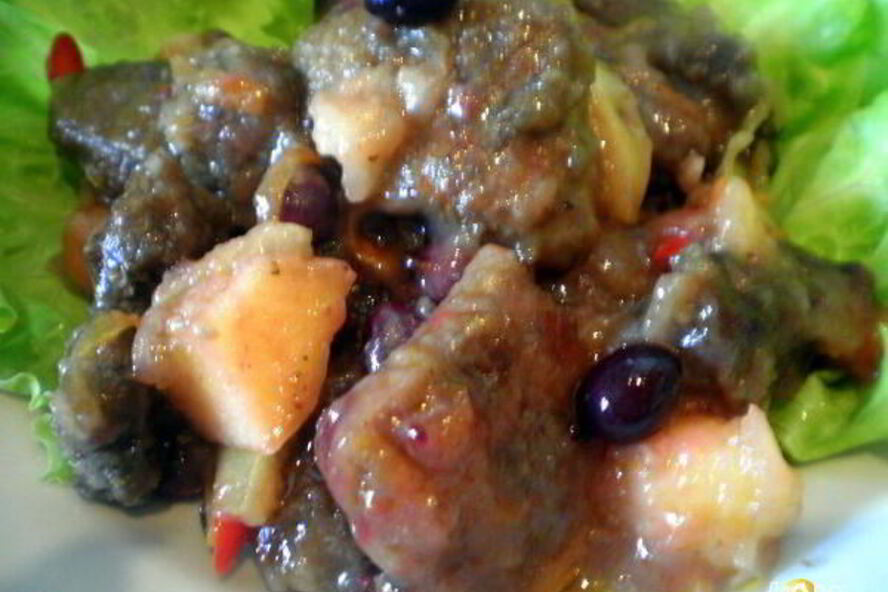 Рецепт печень с яблоками и черной смородиной