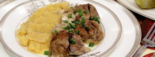 печень тушеная в сметане в мультиварке. Шаг 9