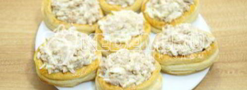 волованы с печенью трески. Шаг 7