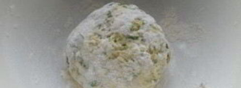 пельмени с зеленью. Шаг 3