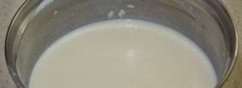 тесто на пельмени на молоке. Шаг 2