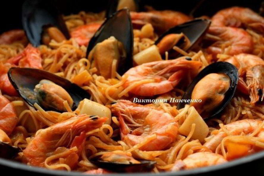 Рецепт паэлья с пастой и морепродуктами фидеуа