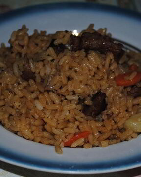 Сытный плов с говядиной